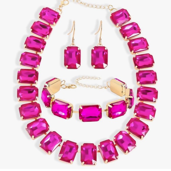 Amazon Essentials Fuchsia Necklace and Earring Set - Picture 1 of 7